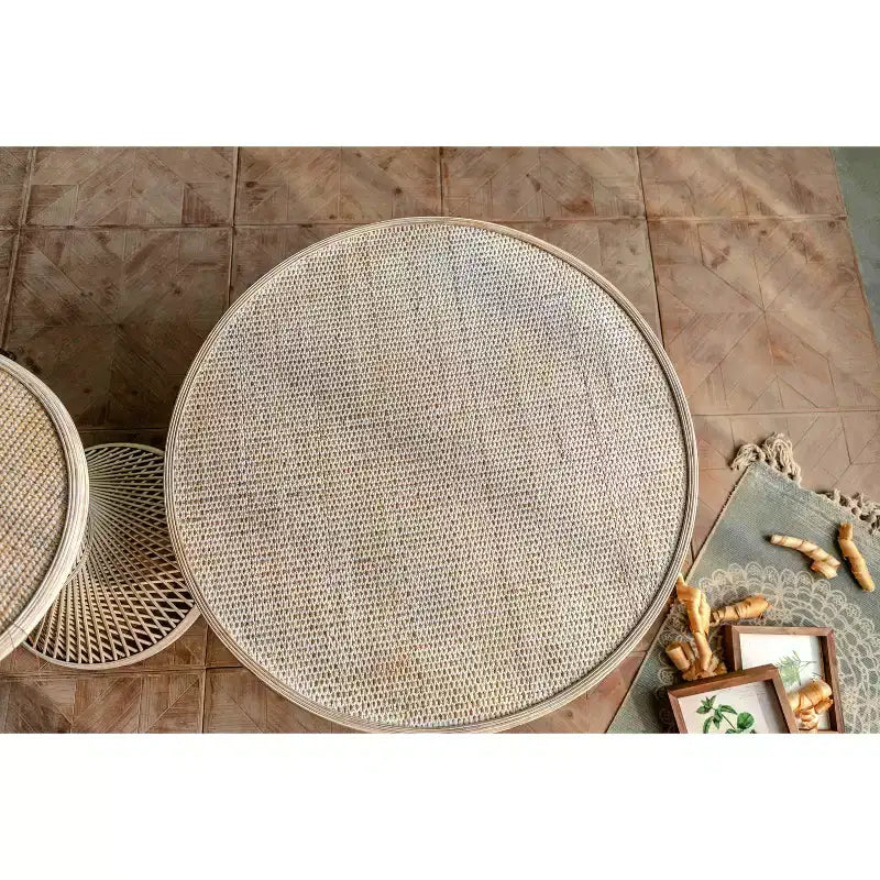EHMKNP Natural Woven Round Rattan Coffee Table - Single Piece for Apartment Living Room, Rattan End Table for Living Space