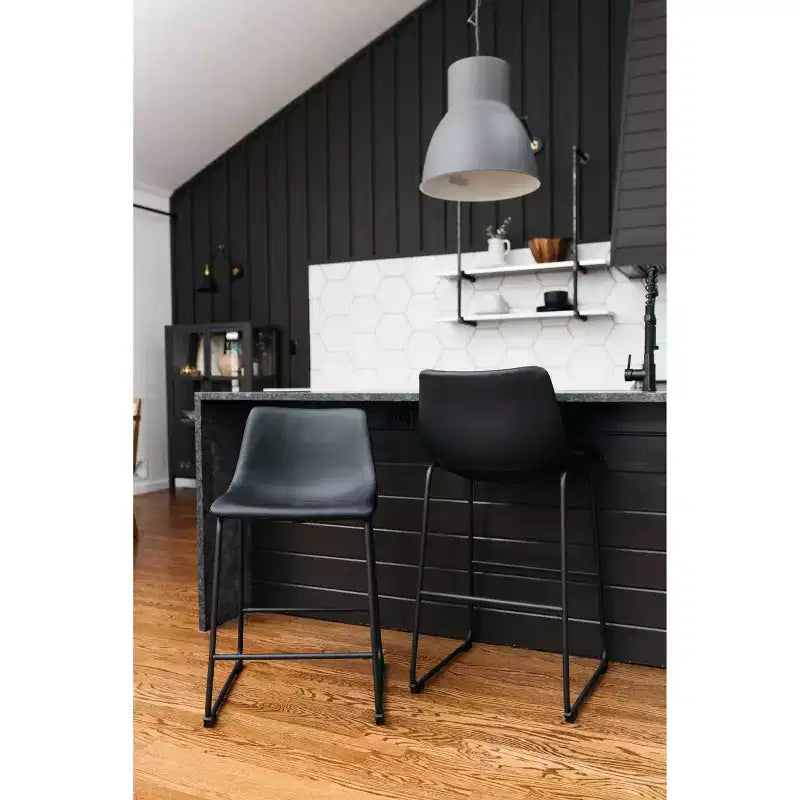 Centiar Upholstered Counter Height Barstool - Signature Design by Ashley