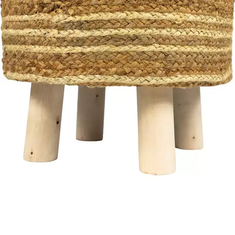 Tabouret de pied à trois pieds fait main en jute tressée beige et bois